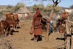 In einem Himba-Dorf in Namibia